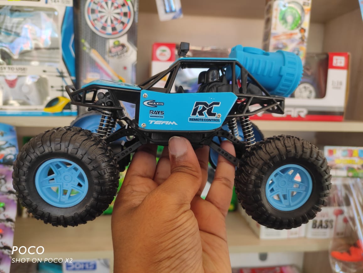 Rechargeable 4WD RC Rock Crawler – Ultimate Off-Road Adventure - Image 2